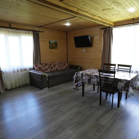 ボロフタ Шпінь 3ヴィラ エクステリア 写真