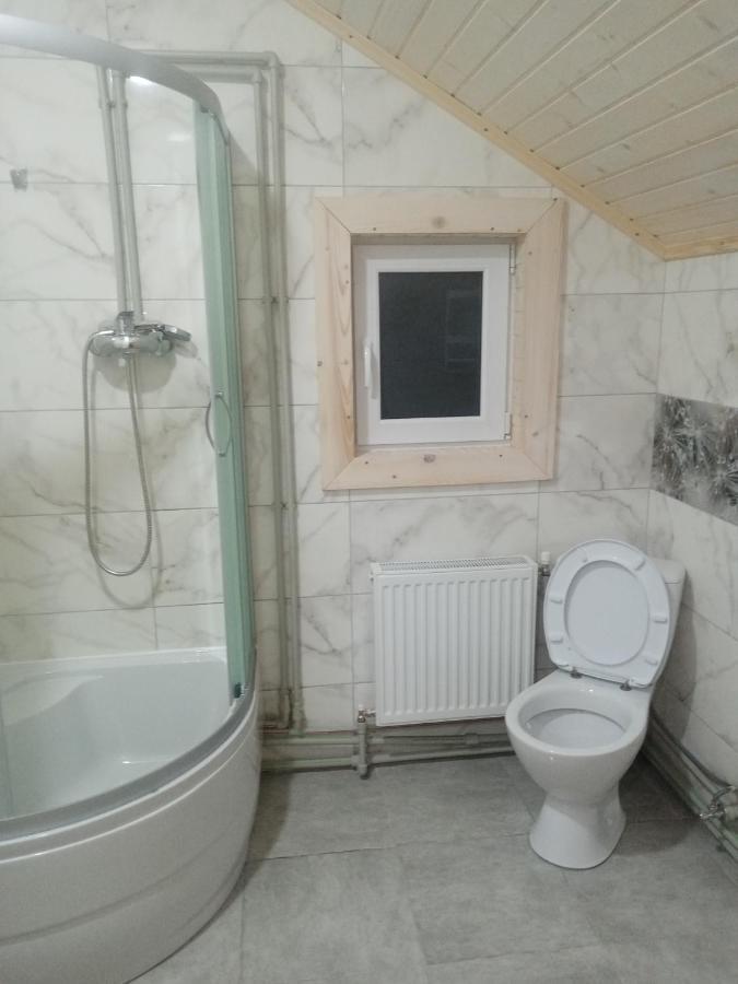 ボロフタ Шпінь 3ヴィラ エクステリア 写真