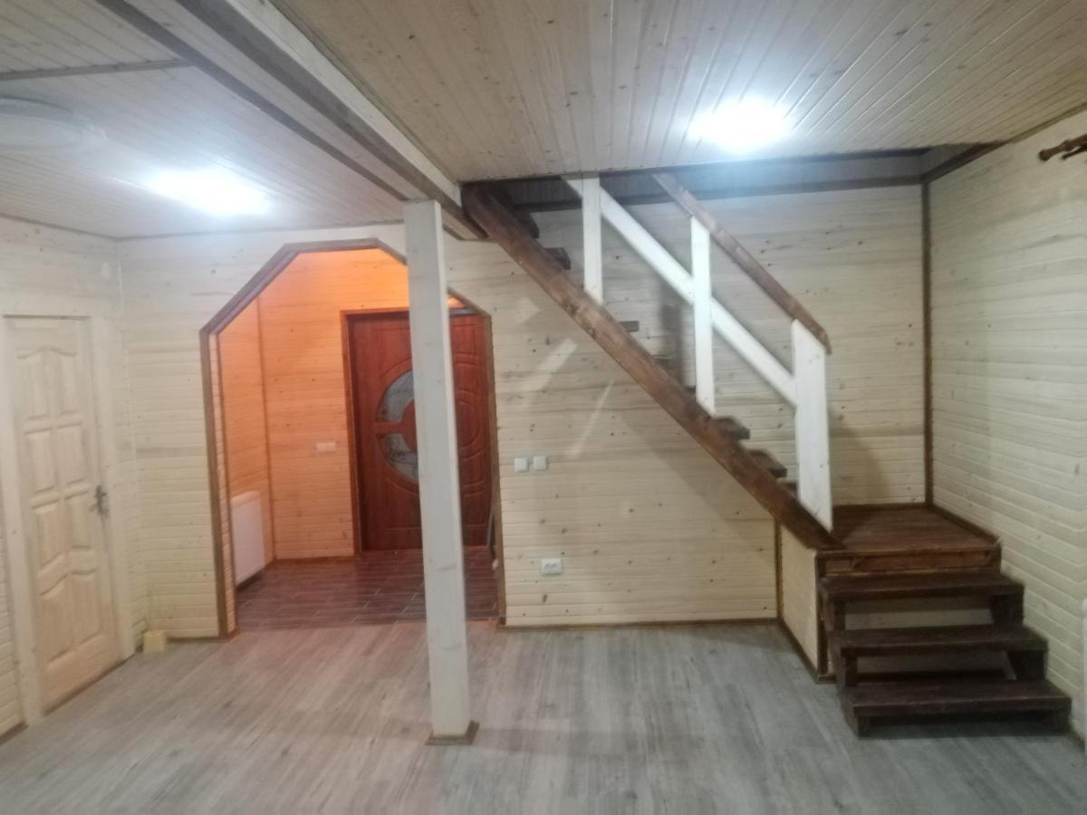 ボロフタ Шпінь 3ヴィラ エクステリア 写真