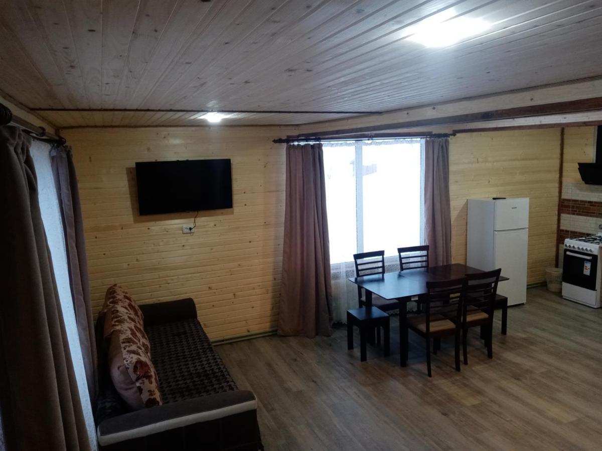 ボロフタ Шпінь 3ヴィラ エクステリア 写真